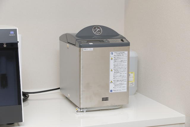 ハンドピース専用小型高圧蒸気滅菌器